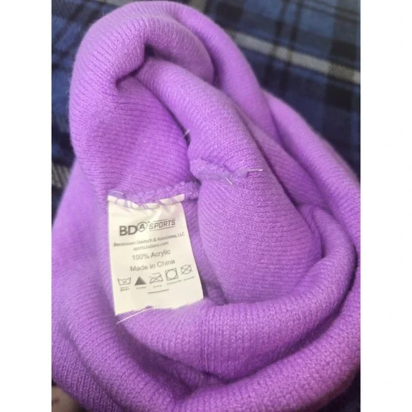 Seattle Kraken Hockey Fights Cancer Purple Knit Beanie - Picture 3 of 3